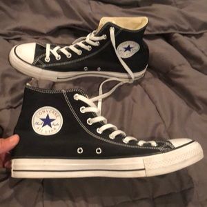 Black Converse Chuck Taylor